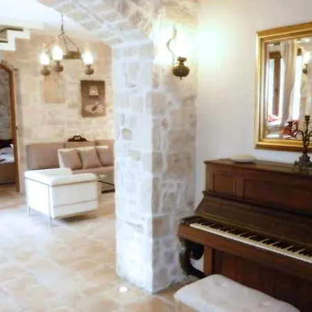 Vitsentzos Villa *